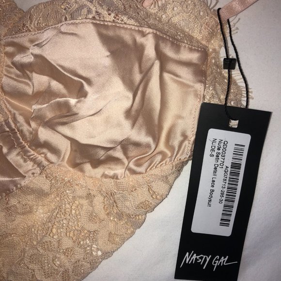 NASTYGAL satin lace bodysuit- S - Picture 2 of 5